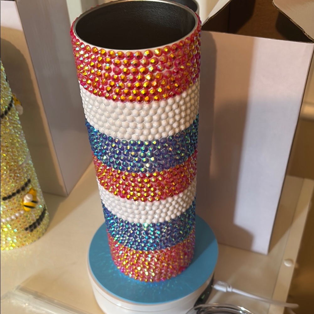 Bejeweld 20 ounce tumbler